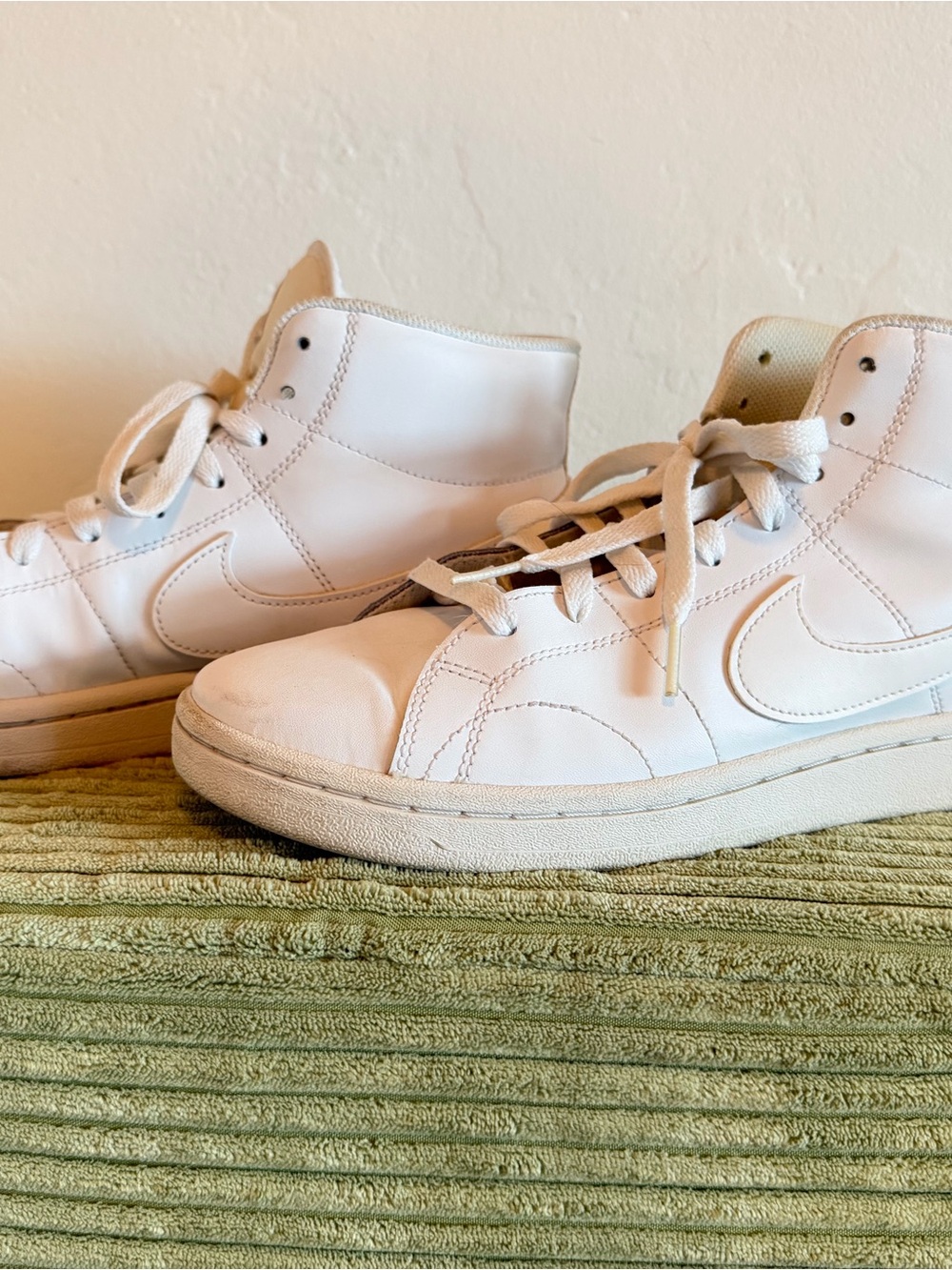 Near New Nike White High-Top Sneakers